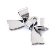 5 Breloques Noeud Argenté 15x10.5mm