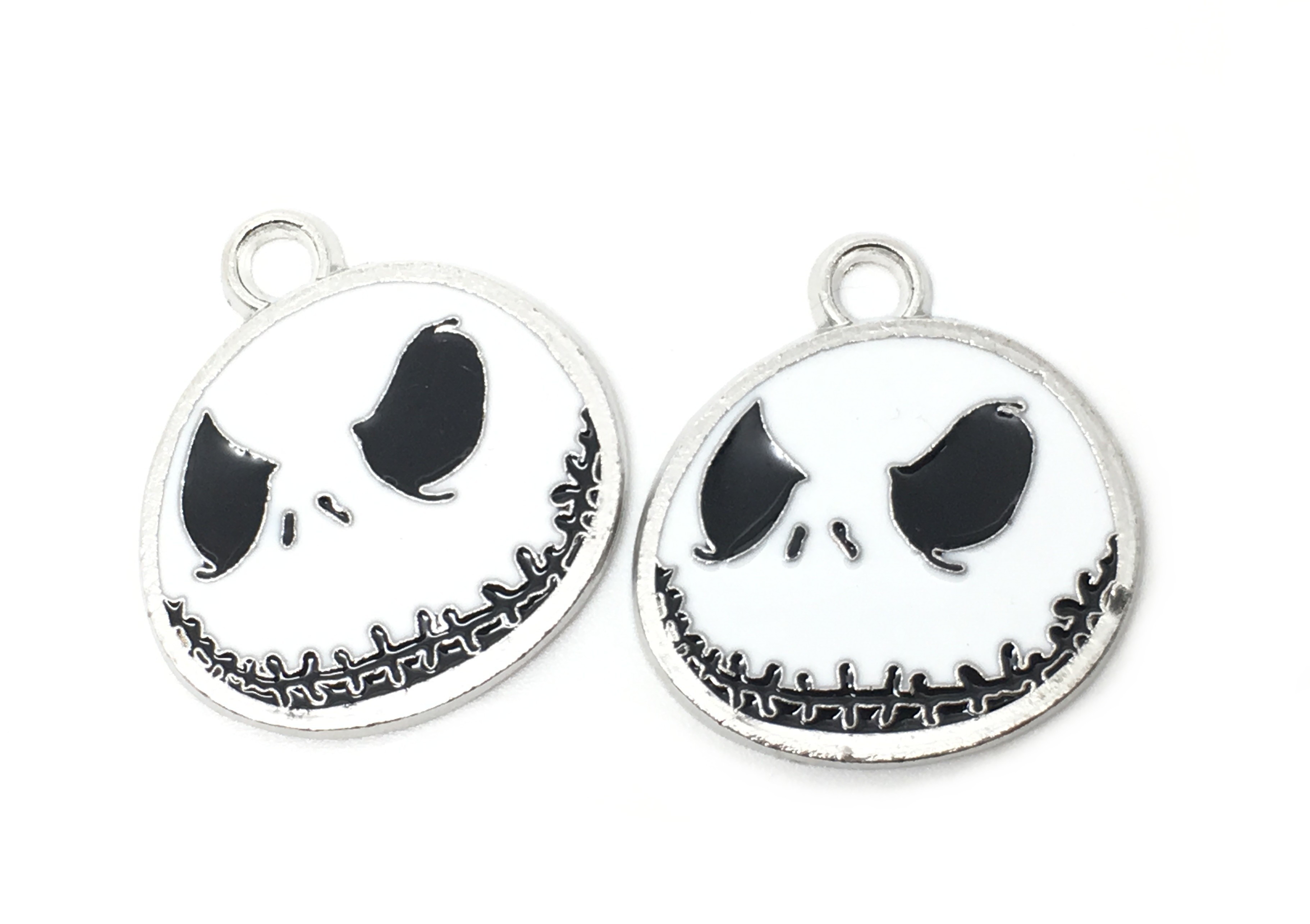 2 Breloques en Émail Jack Crâne Tête de Mort Gothique 25x25mm