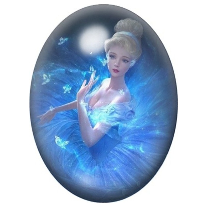 Cabochon en Verre Illustré Cendrillon dans la Lumière Bleue 13x18, 18x25 ou 30x40mm