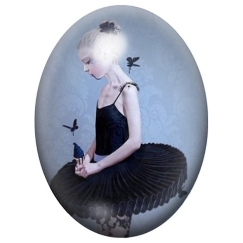 Cabochon en Verre Illustré Ballerine aux Papillons Noirs 13x18, 18x25 ou 30x40mm