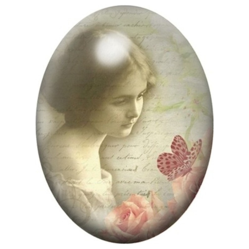 Cabochon en Verre Illustré Jeune Femme au Papillon Rose 13x18, 18x25 ou 30x40mm