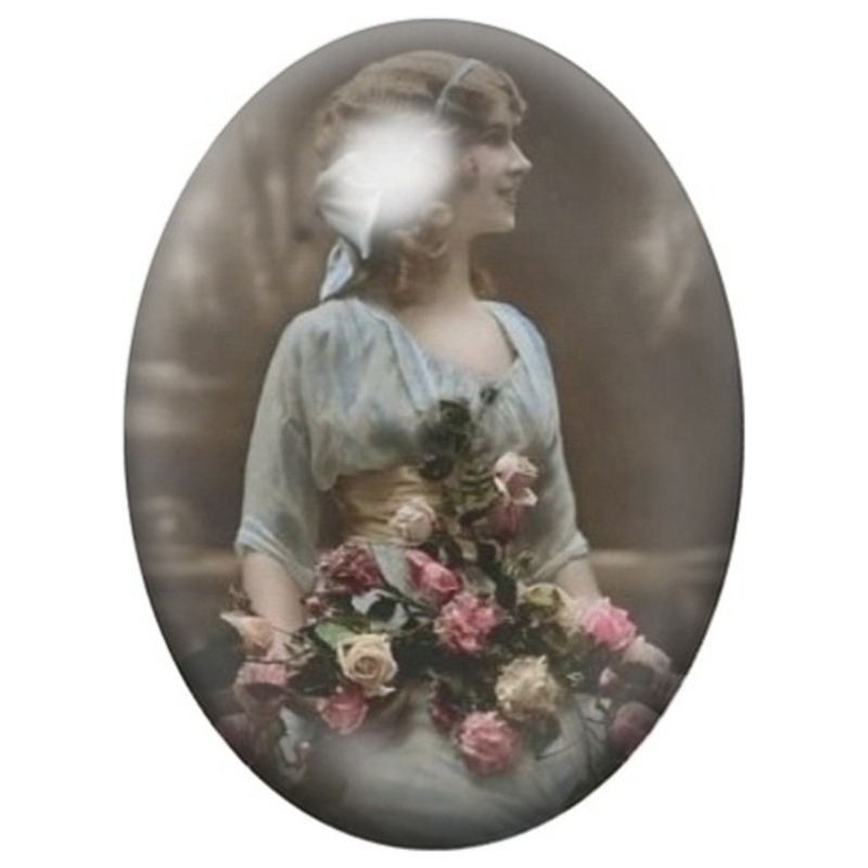 Cabochon en Verre Illustré Femme Vintage au Bouquet de Roses 13x18, 18x25 ou 30x40mm
