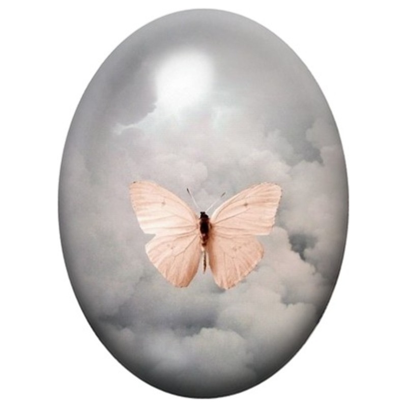 Cabochon en Verre Illustré Papillon Rose dans les Nuages 13x18, 18x25 ou 30x40mm