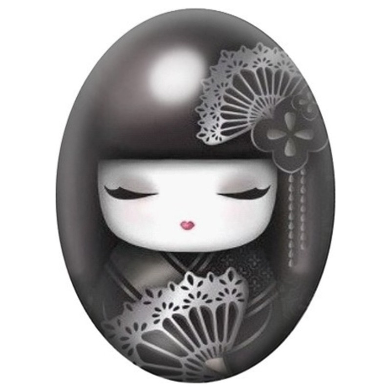 Cabochon en Verre Illustré Kokeshi Noire à l’Éventail 13x18, 18x25 ou 30x40mm