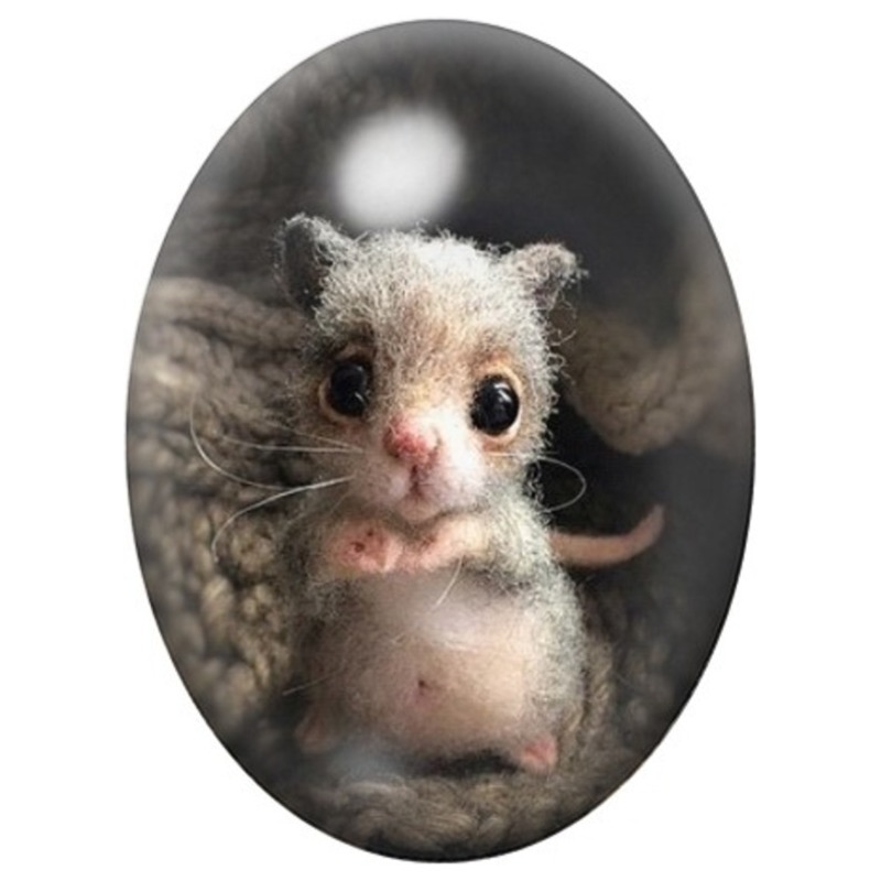 Cabochon en Verre Illustré Petite Souris au Regard Tendre 13x18, 18x25 ou 30x40mm