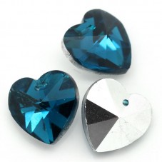 2 Breloques Coeur à Facette en Verre Noir ou Bleu 14mm Saint Valentin