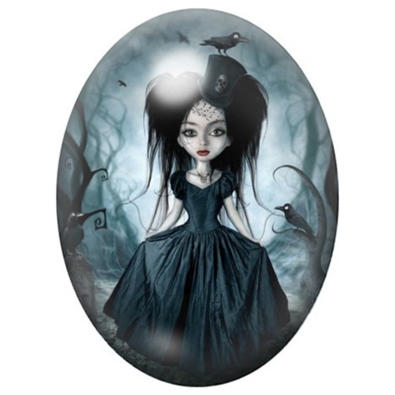 Cabochon en Verre Illustré Fille Gothique aux Corbeaux 13x18, 18x25 ou 30x40mm