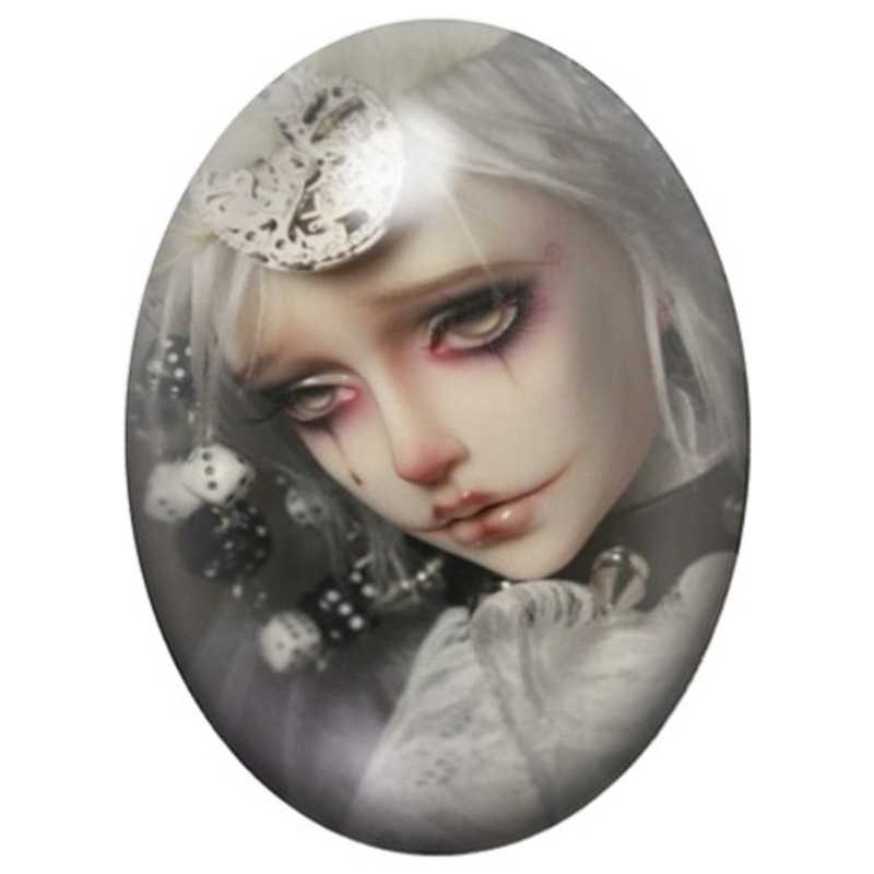 Cabochon en Verre Illustré Poupée d’Argent aux Papillons 13x18, 18x25 ou 30x40mm