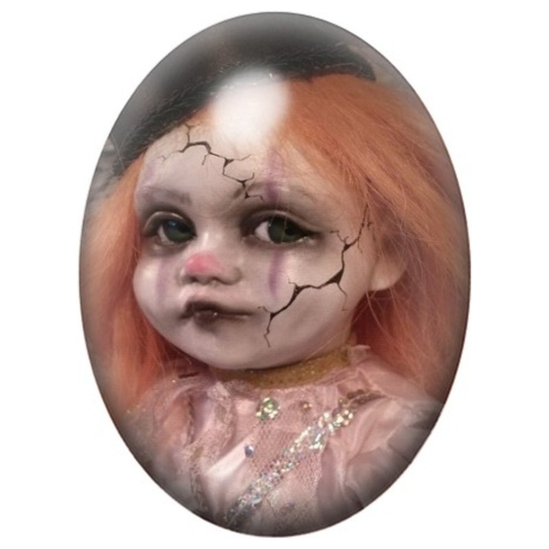 Cabochon en Verre Illustré Poupée Rousse au Visage Craquelé 13x18, 18x25 ou 30x40mm