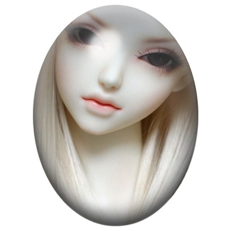 Cabochon en Verre Illustré Poupée aux Longs Cheveux Blancs 13x18, 18x25 ou 30x40mm