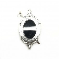 Breloque Pendentif Couteau Ensanglanté Gothique 42x23mm
