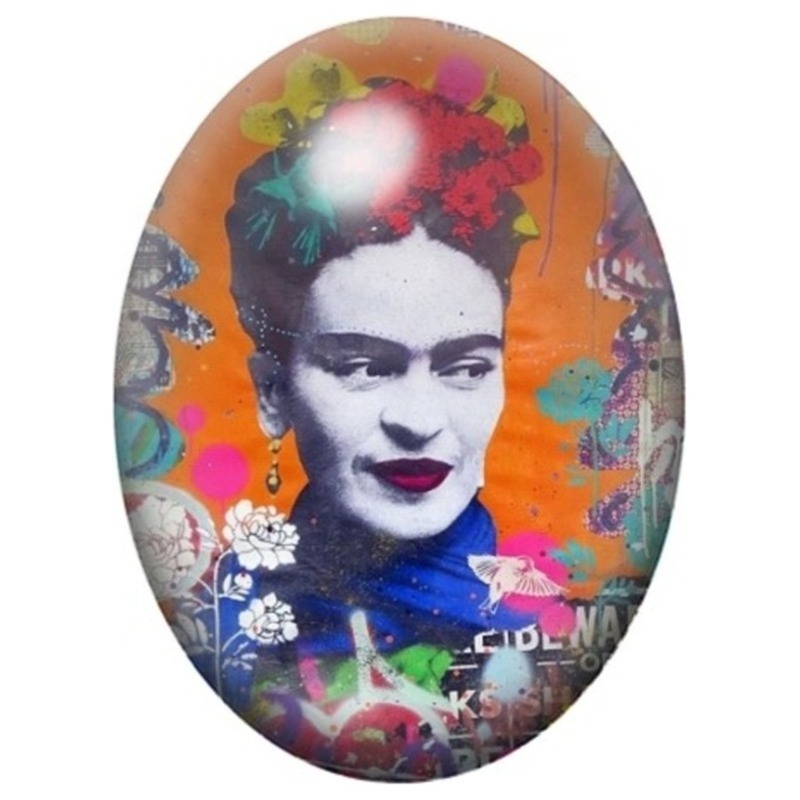 Cabochon en Verre Illustré Frida Kahlo Collage sur Fond Orange 13x18, 18x25 ou 30x40mm