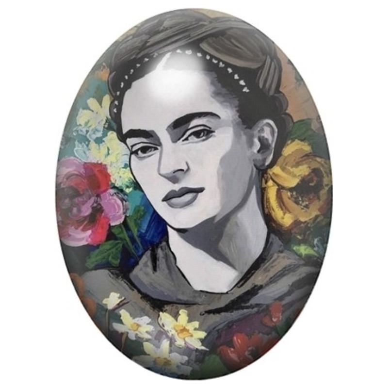 Cabochon en Verre Illustré Frida Kahlo Portrait Gris aux Fleurs 13x18, 18x25 ou 30x40mm