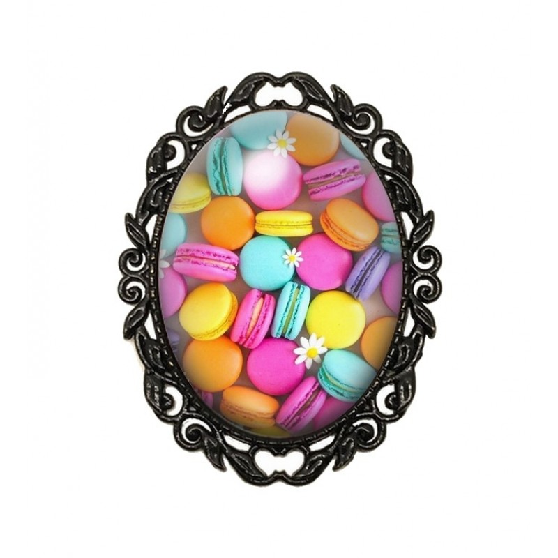 Broche Noire avec Cabochon en Verre Macarons Colorés