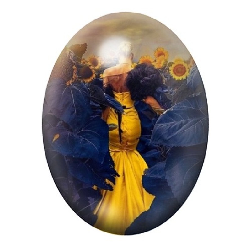 Cabochon en Verre Illustré Élégante en Robe Jaune et Étole Bleue 13x18, 18x25 ou 30x40mm