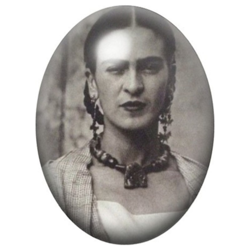 Cabochon en Verre Illustré Frida Kahlo en Photographie au Collier Noir 13x18, 18x25 ou 30x40mm