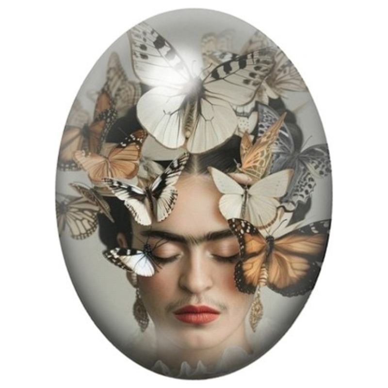 Cabochon en Verre Illustré Femme Rêveuse entourée de Papillons 13x18, 18x25 ou 30x40mm