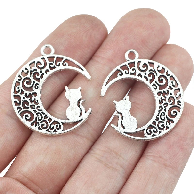 2 Breloques Chat Lune Ajourée Argent Vieilli 29x25mm