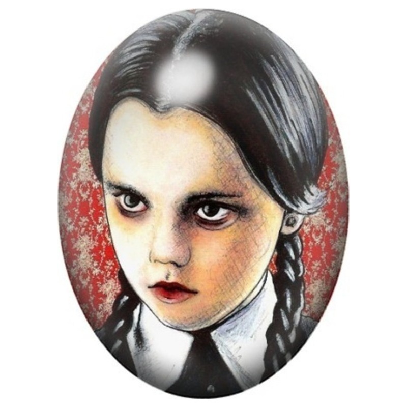 Cabochon en Verre Illustré Mercredi Addams au Regard Intense 13x18, 18x25 ou 30x40mm