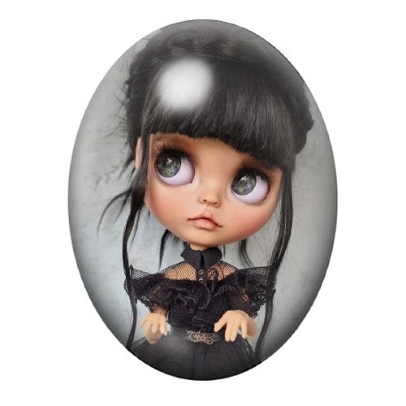 Cabochon en Verre Illustré Poupée Blythe Mercredi Gothique 13x18, 18x25 ou 30x40mm