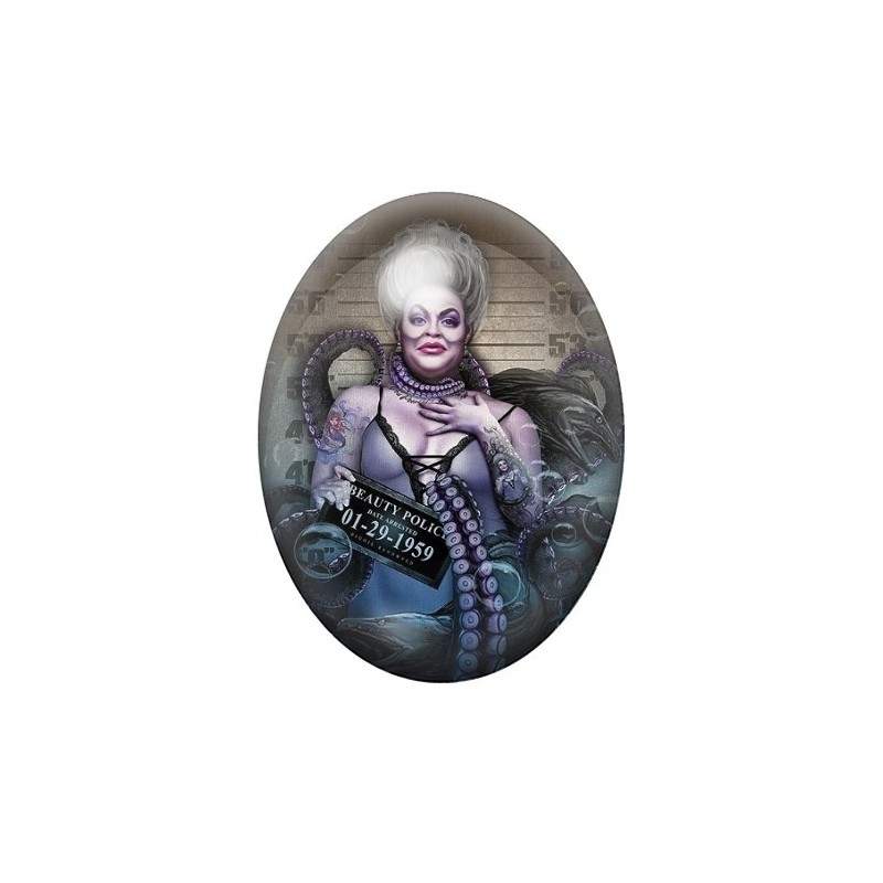 Cabochon en Verre Illustré Ursula Coupable Police Gothique 13x18, 18x25 ou 30x40mm