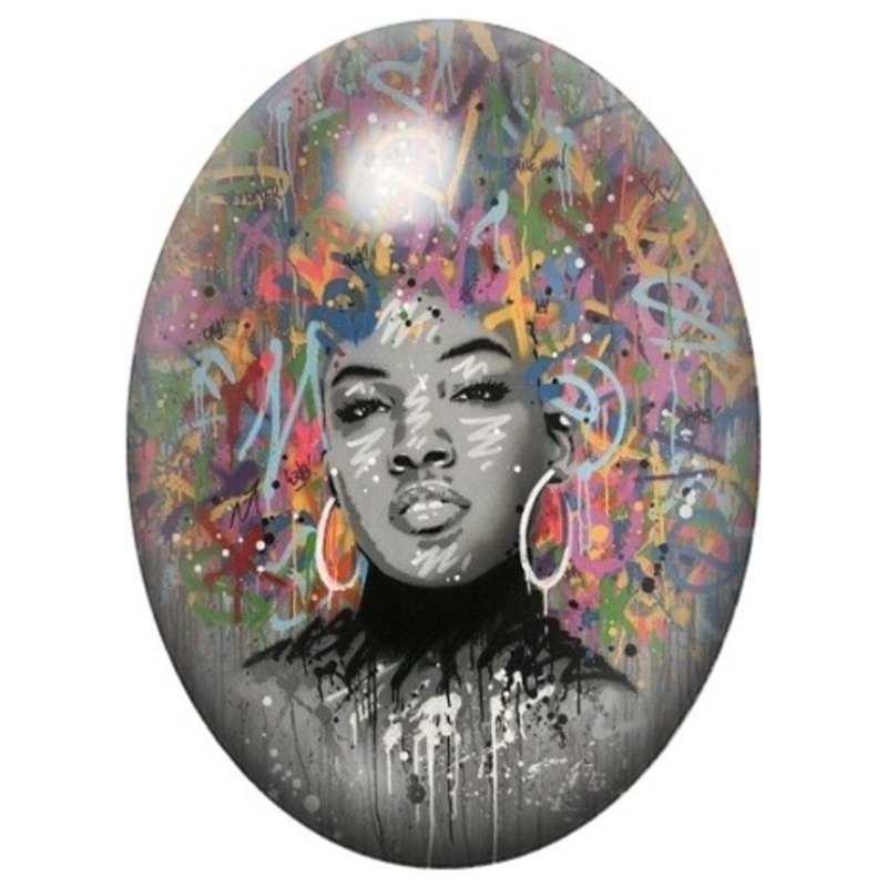 Cabochon en Verre Illustré Femme Noire aux Graffitis Colorés 13x18, 18x25 ou 30x40mm