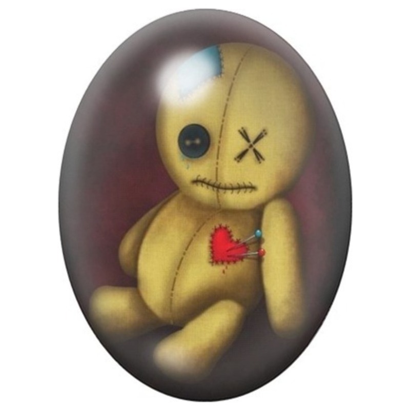 Cabochon en Verre Illustré Poupée Vaudou Jaune au Cœur Cousu 13x18, 18x25 ou 30x40mm