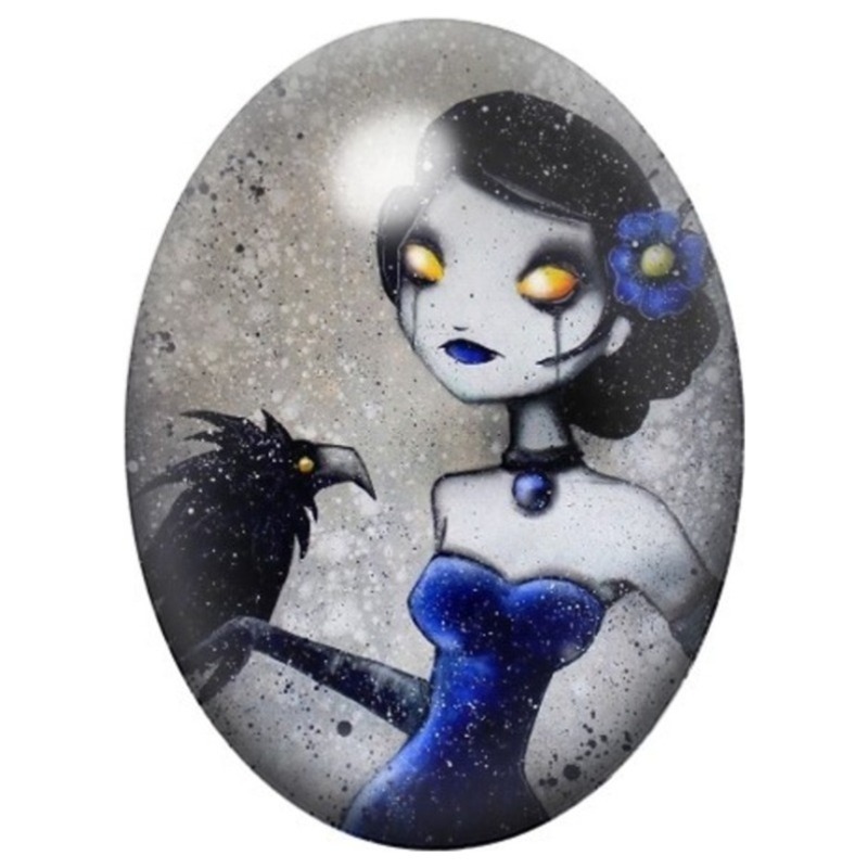 Cabochon en Verre Illustré Femme Gothique au Corbeau et Robe Bleue 13x18, 18x25 ou 30x40mm