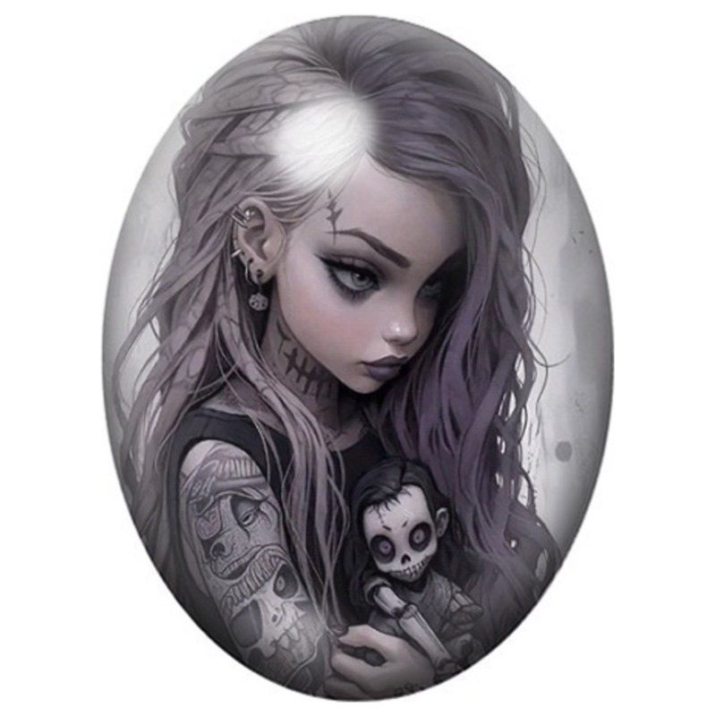 Cabochon en Verre Illustré Jeune Femme Tatouée à la Poupée Vaudou 13x18, 18x25 ou 30x40mm