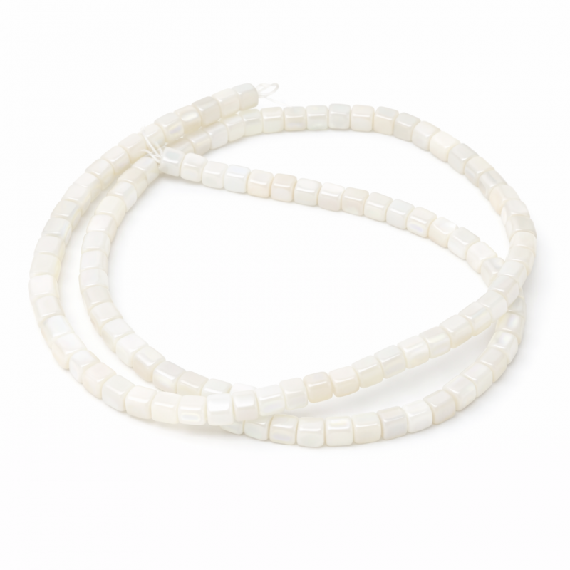 110 Perles Carrées en Nacre Pierre Naturelle Blanc 3,5mm
