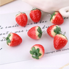 Breloque Fraise Fruit en Résine 28x20mm