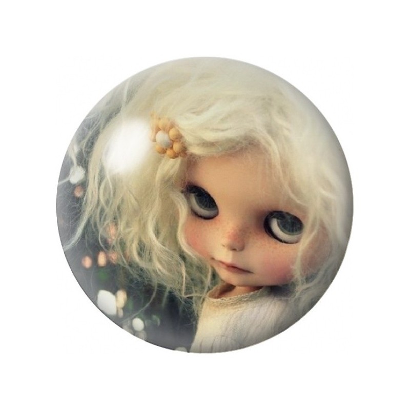Cabochon en Verre Illustré Poupée Blonde aux Fleurs d’Automne 12 à 25mm