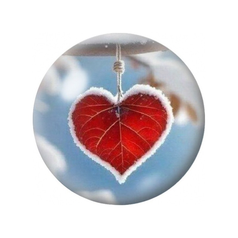 Cabochon en Verre Illustré Feuille Rouge en Cœur sous la Neige 12 à 25mm