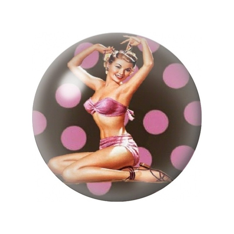 Cabochon en Verre Illustré Pin-up Brune en Rose 12 à 25mm