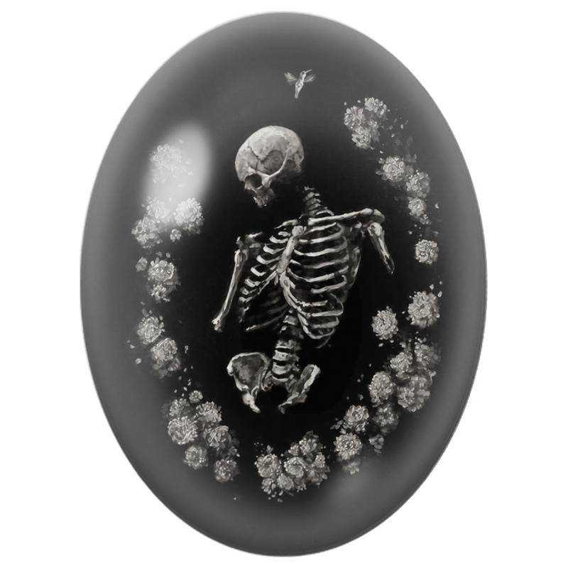 Cabochon en Verre Illustré Squelette entouré de Fleurs Blanches 13x18, 18x25 ou 30x40mm