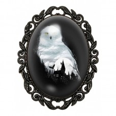 Broche Noire avec Cabochon en Verre Hedwige et Château de Poudlard Enneigé pour la Création de Bijoux Fantaisie - DIY