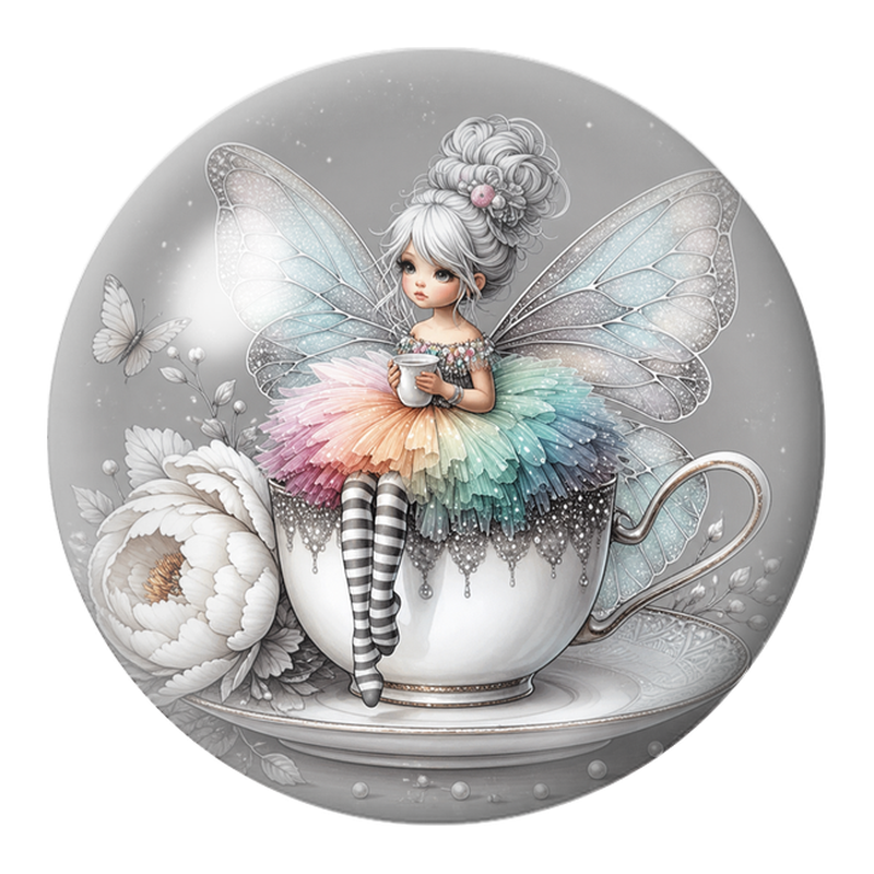 Cabochon en Verre Illustré Petite Fée sur une Tasse Pastel 12 à 25mm