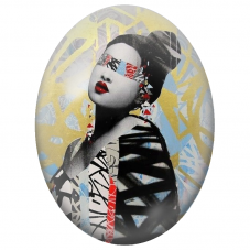Cabochon en Verre Illustré Femme aux Yeux Bandés façon Street Art pour la Création de Bijoux Fantaisie - DIY