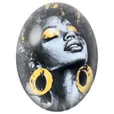 Cabochon en Verre Illustré Femme aux Boucles d’Oreilles Dorées pour la Création de Bijoux Fantaisie - DIY