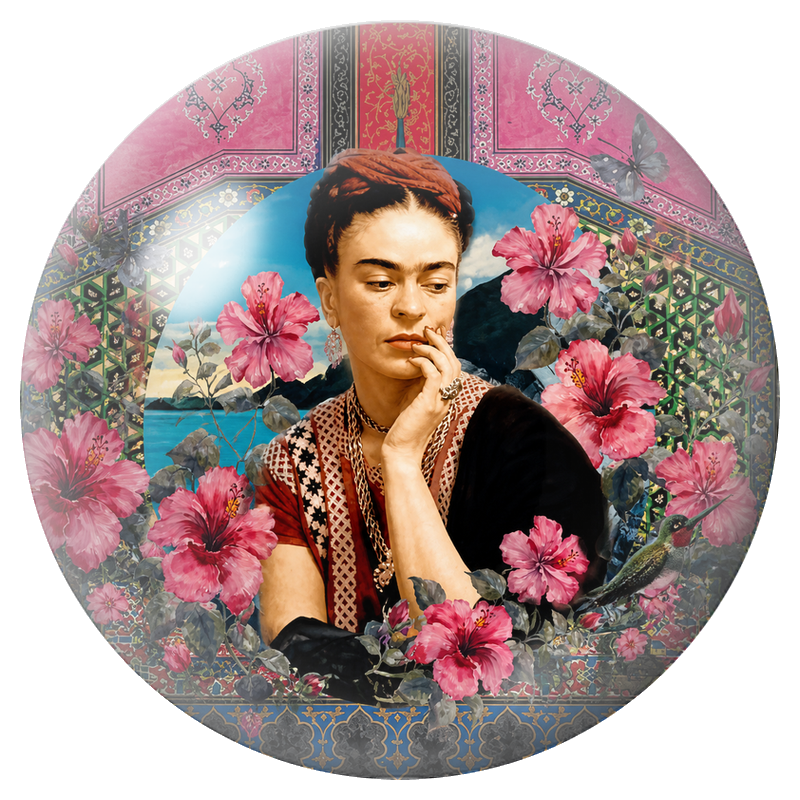 Cabochon en Verre Illustré Frida Songeuse aux Hibiscus et Colibri 12 à 25mm